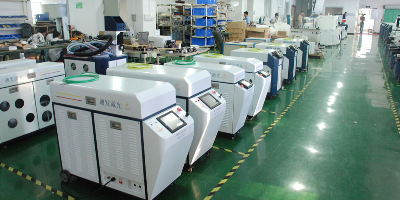 通發(fā)激光TFL-80PF<a href='http://www.saibowei.com/product/2.htm' class='text_a'>光纖<a href='http://www.saibowei.com' class='text_a'>激光焊接機(jī)</a></a>